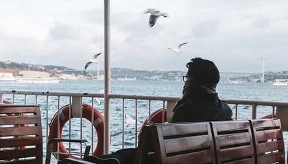 土耳其篮球职业联赛球队签下国际自由球员，掀起新赛季热潮